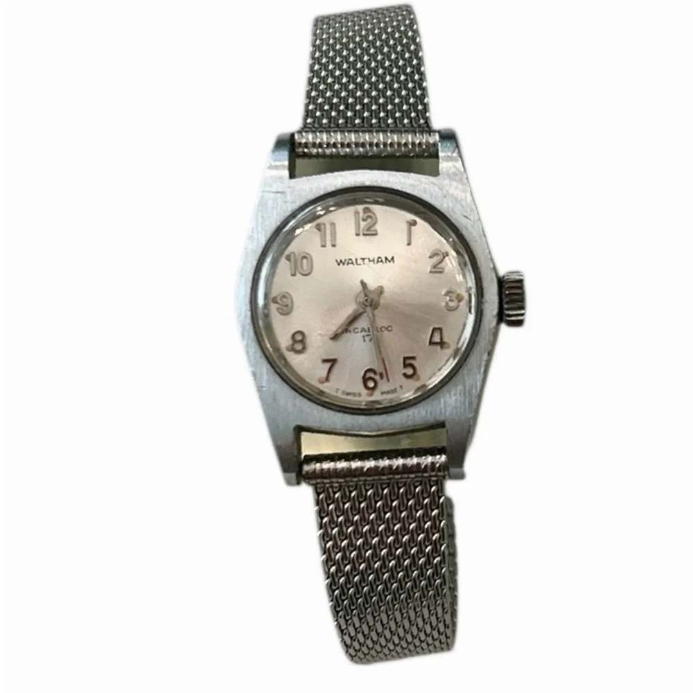 Vintage 1990’s Waltham Silver tone Watch  Swiss made stainless steel back